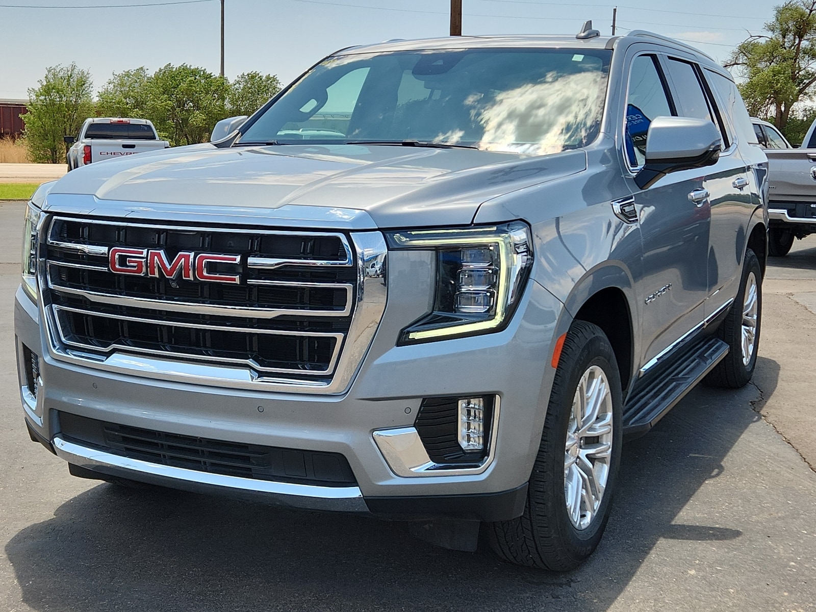 2024 GMC Yukon 4WD SLT's photo