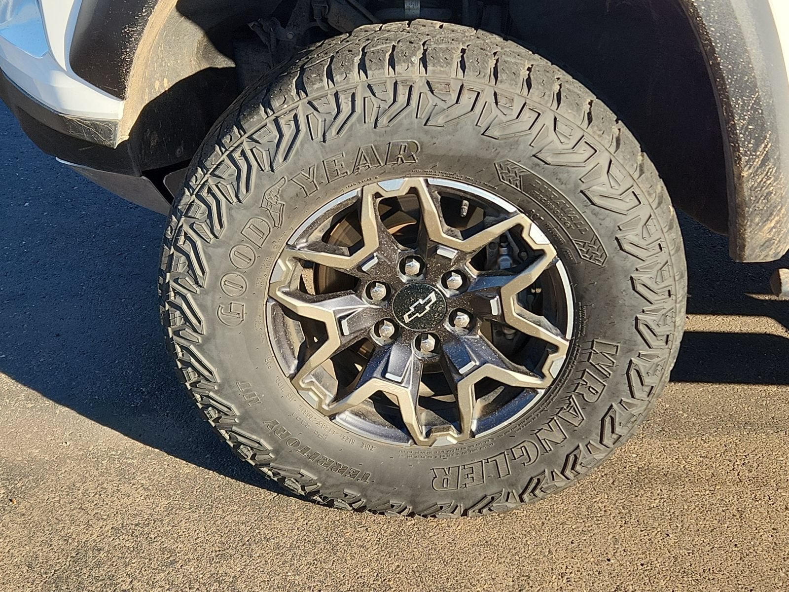 2023 Chevrolet Colorado ZR2 - Photo 7