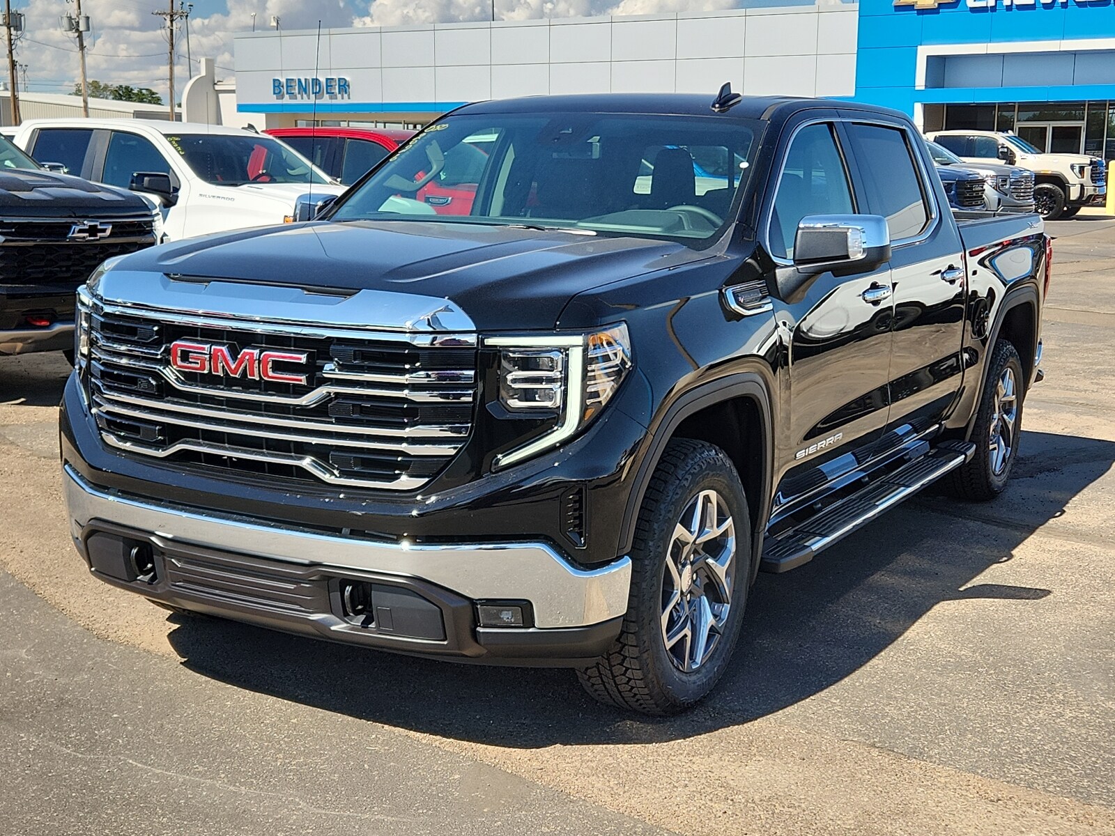 2026 GMC Sierra 1500 SLT's photo