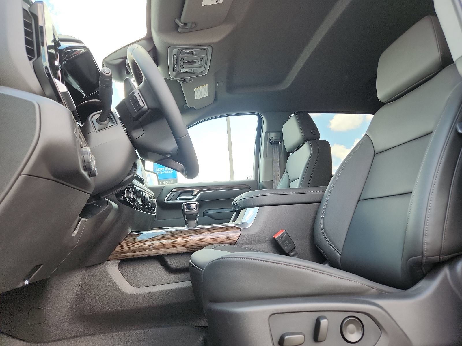 2026 Chevrolet Silverado 1500 LT Trail Boss - Photo 12