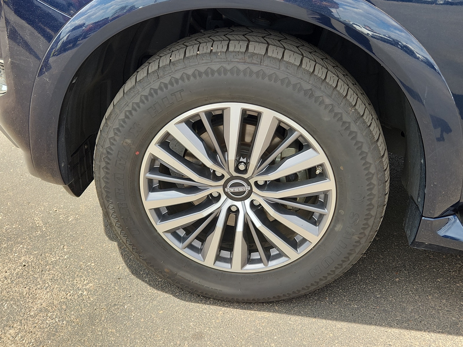 2023 Nissan Armada SL - Photo 7