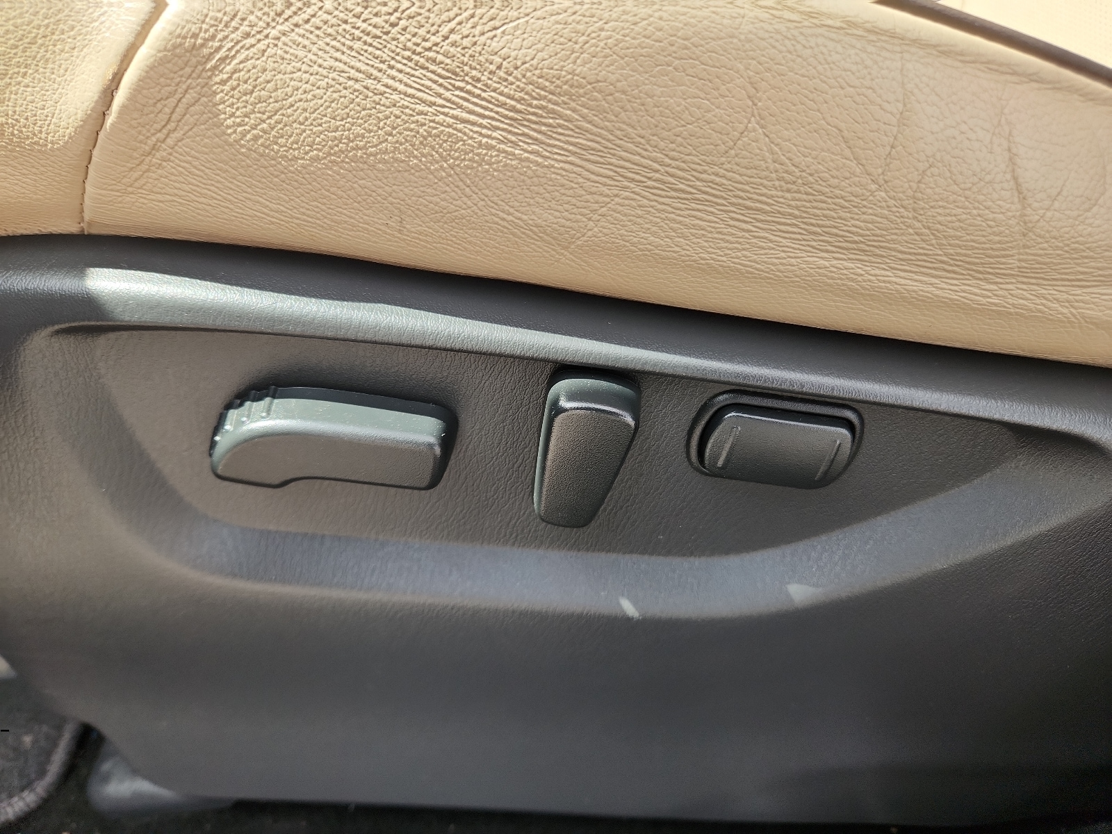 2023 Nissan Armada SL - Photo 12