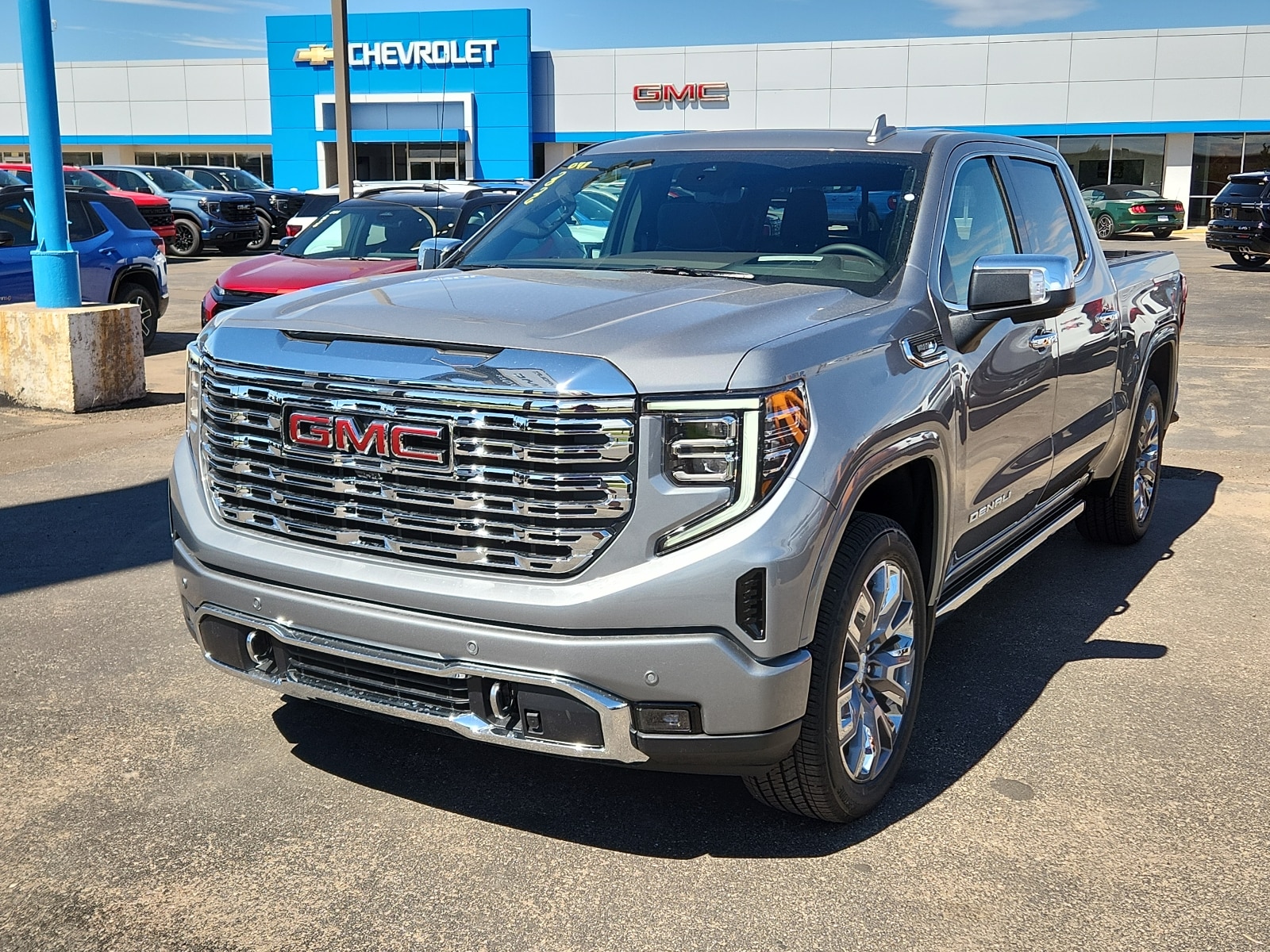 2026 GMC Sierra 1500 Denali's photo