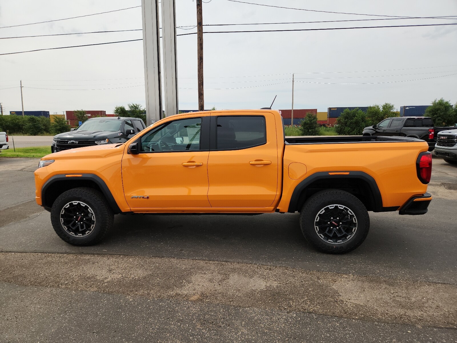 2026 Gmc Canyon AT4 photo 2