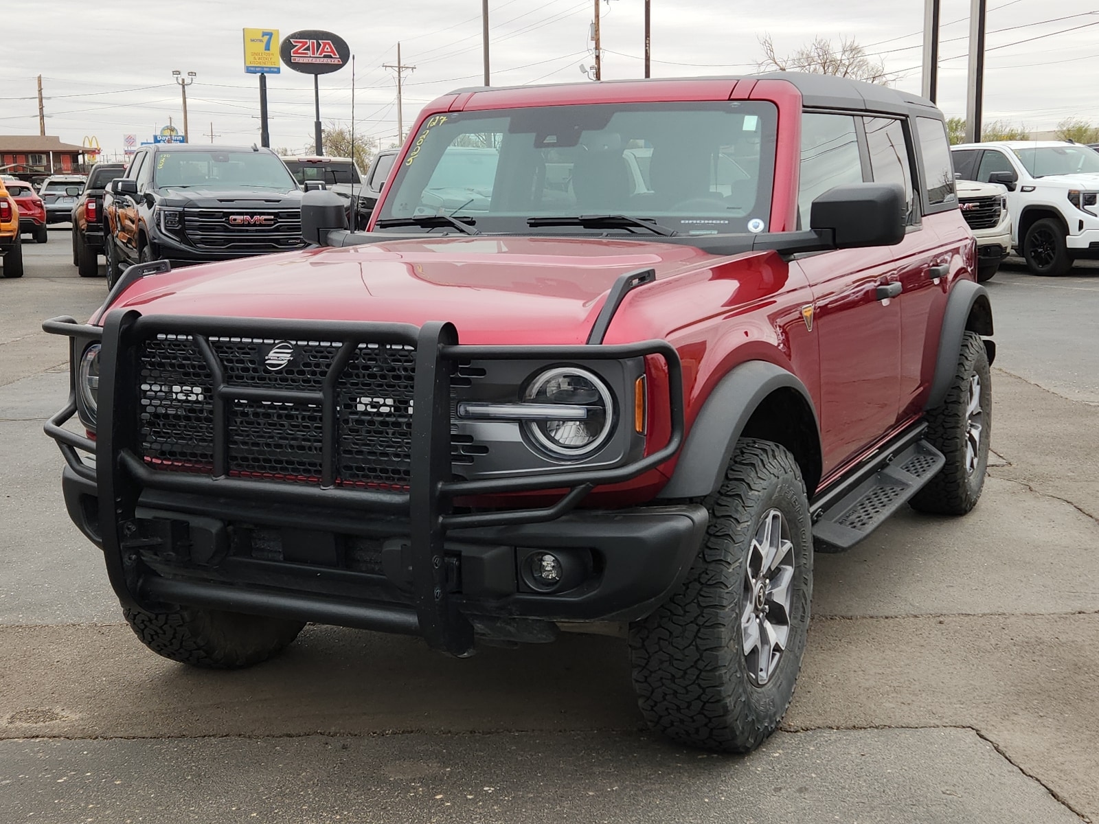 2025 Ford Bronco Badlands 4x4's photo