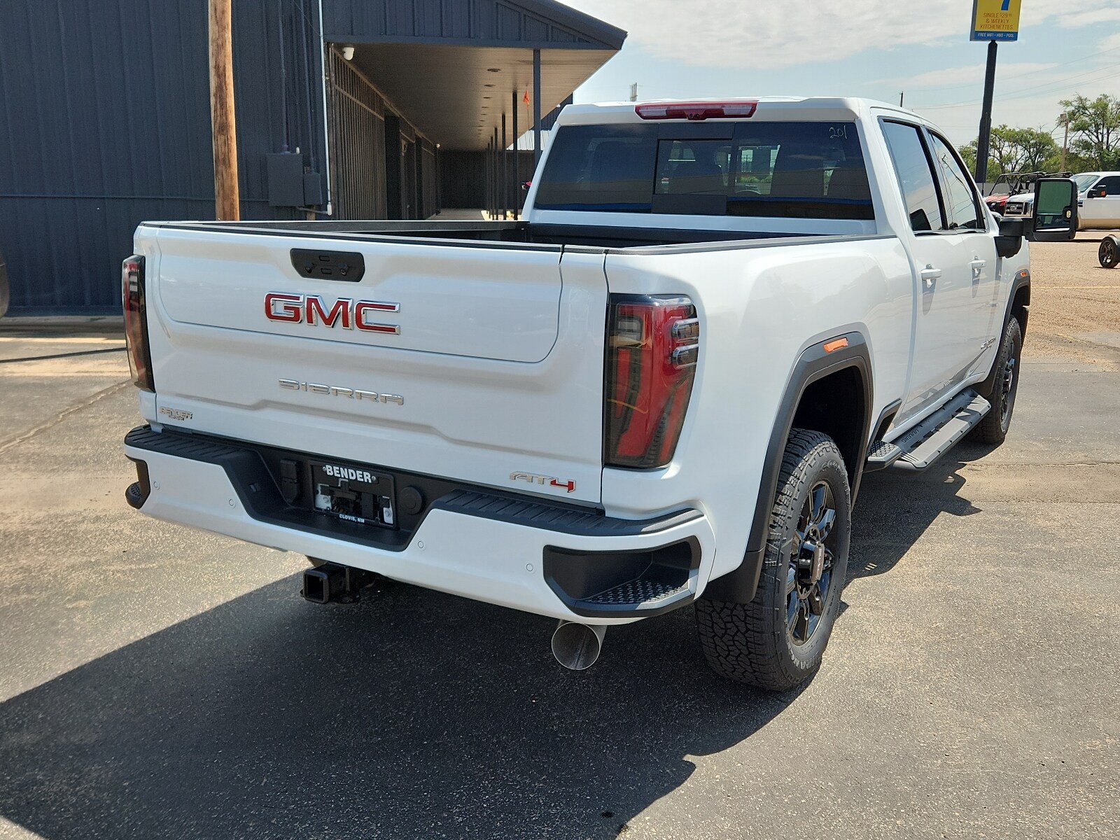 2025 Gmc Sierra 2500 HD AT4 photo 3