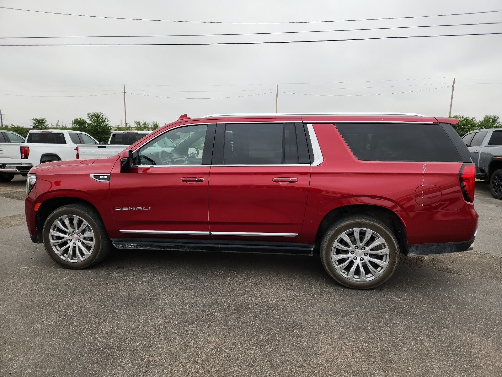 Used 2023 GMC Yukon XL Denali with VIN 1GKS2JKL0PR328108 for sale in Clovis, NM