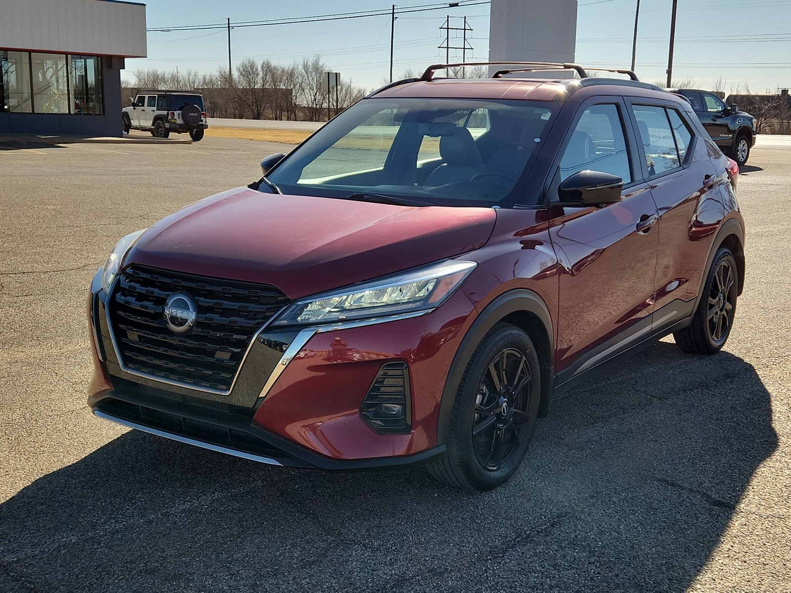 2022 Nissan Kicks SR