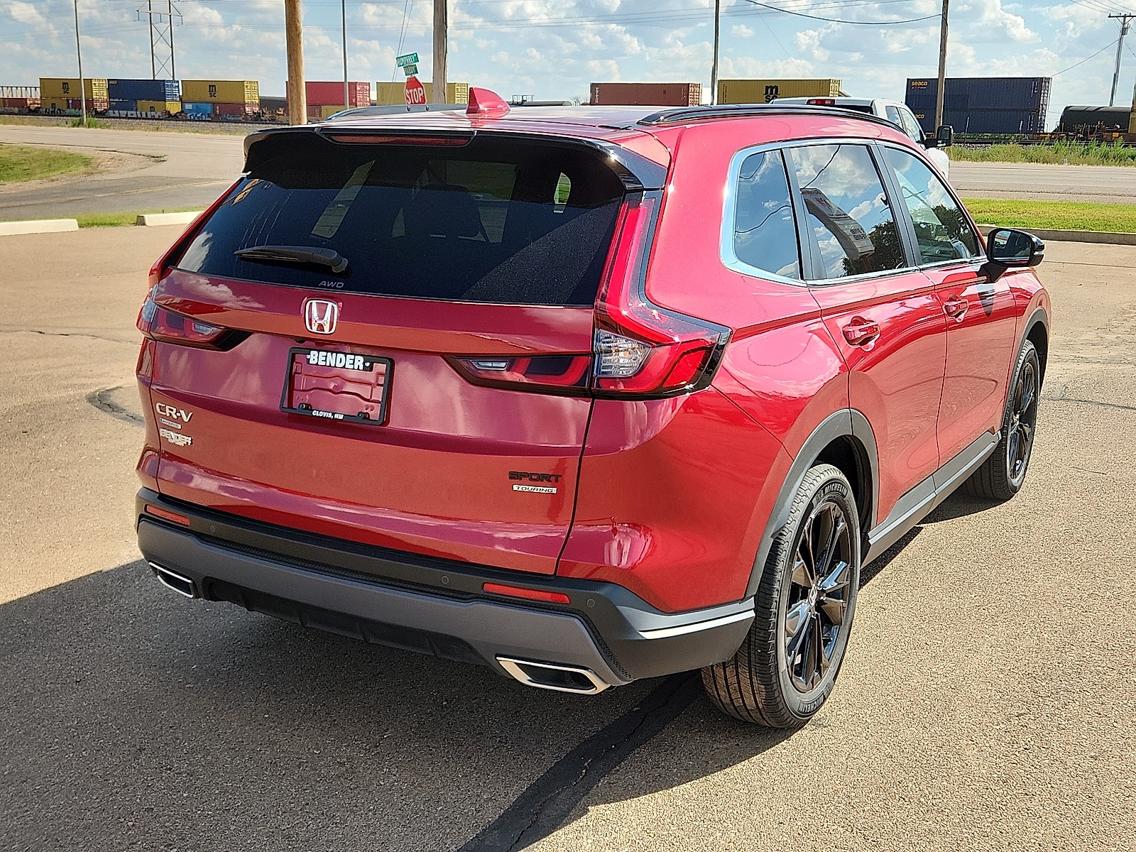 View vehicle photo 4