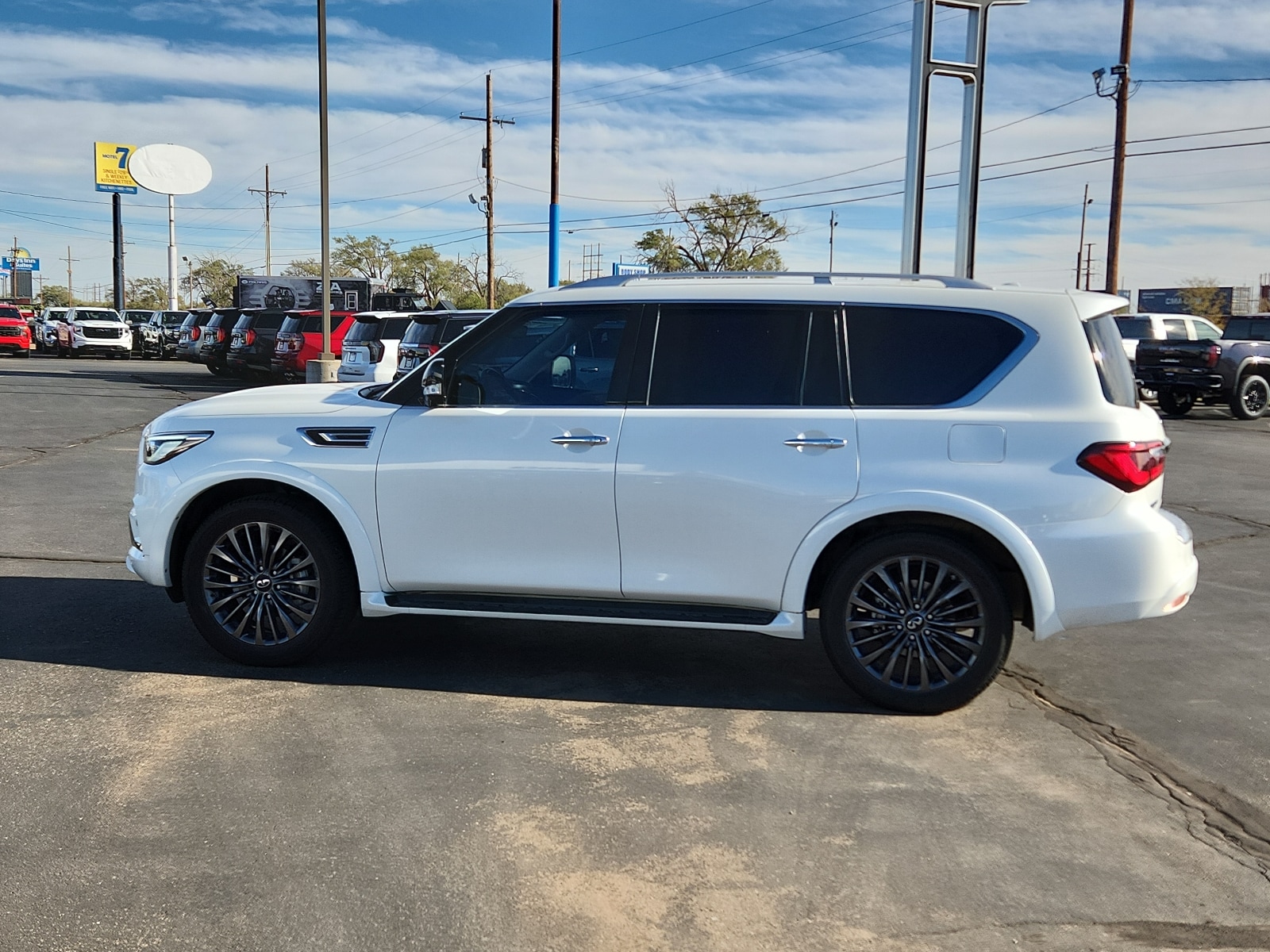 Used 2022 INFINITI QX80 PREMIUM SELECT with VIN JN8AZ2AF0N9744035 for sale in Clovis, NM