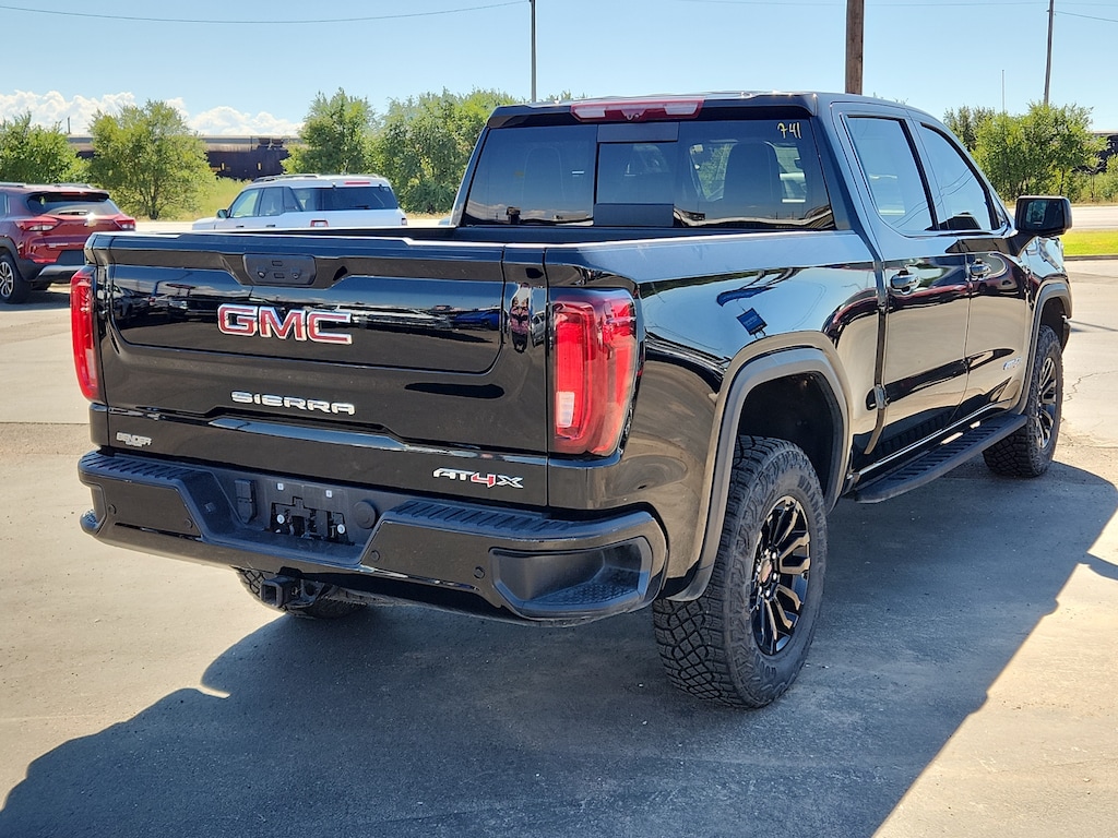 Used 2023 GMC Sierra 1500 4WD Crew Cab Short Box AT4X Crew Cab Pickup