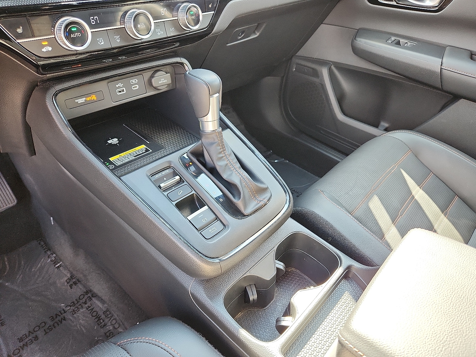2025 Honda CR-V Sport Touring - Photo 17