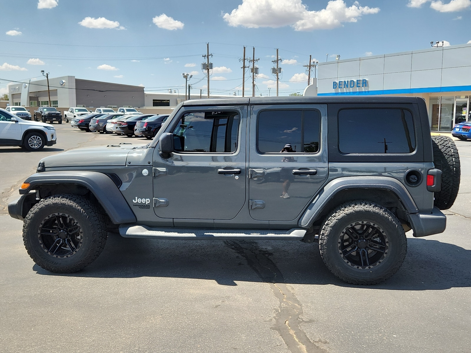 Used 2020 Jeep Wrangler Unlimited Sport S with VIN 1C4HJXDN8LW272361 for sale in Clovis, NM