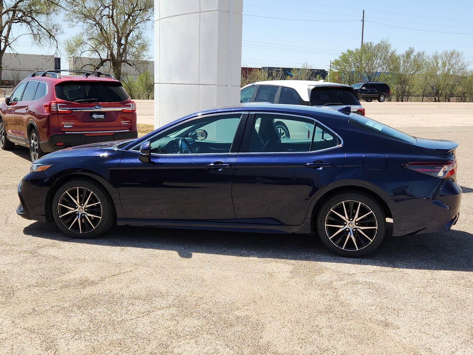 Used 2022 Toyota Camry SE with VIN 4T1G11AKXNU698095 for sale in Clovis, NM