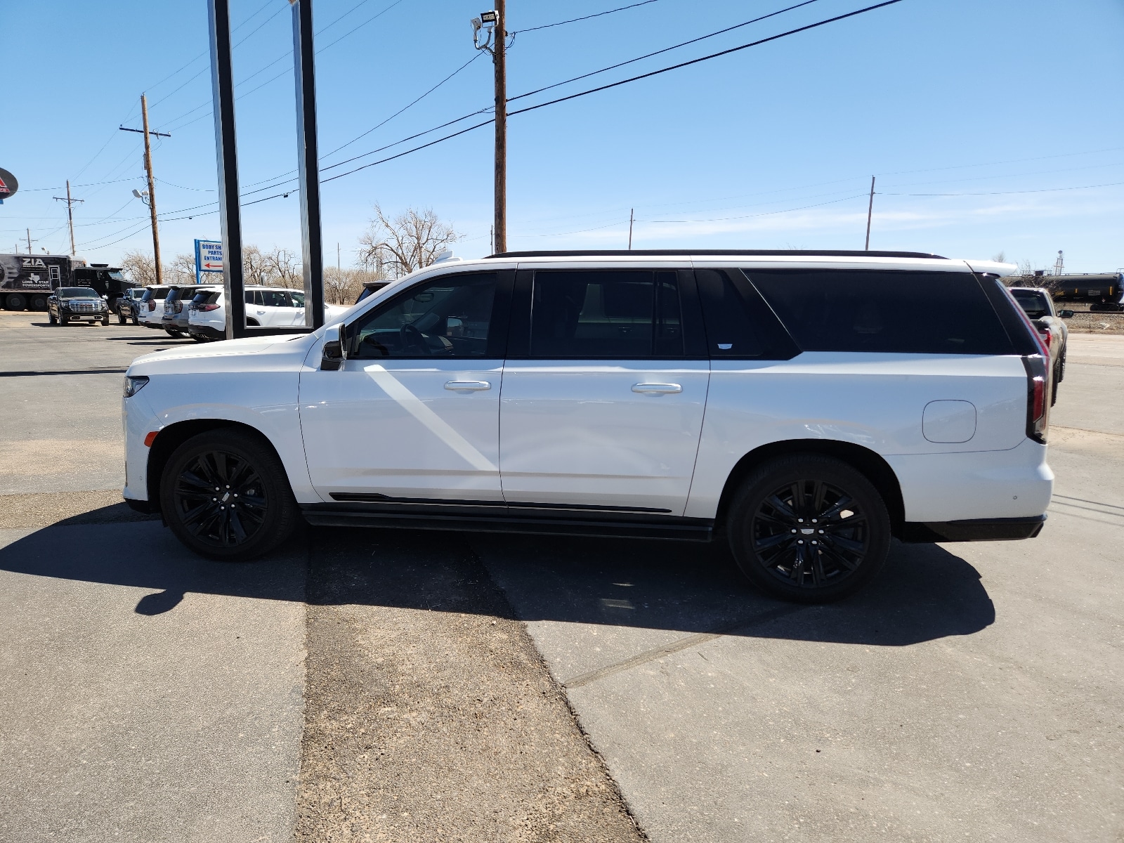 Used 2021 Cadillac Escalade ESV Sport Platinum with VIN 1GYS4RKL3MR164119 for sale in Clovis, NM