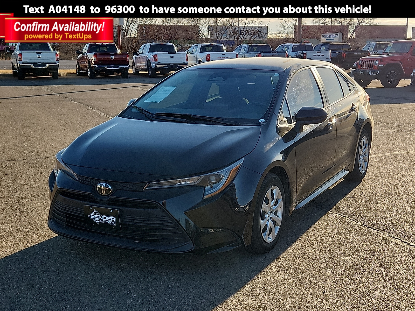 2024 Toyota Corolla LE's photo