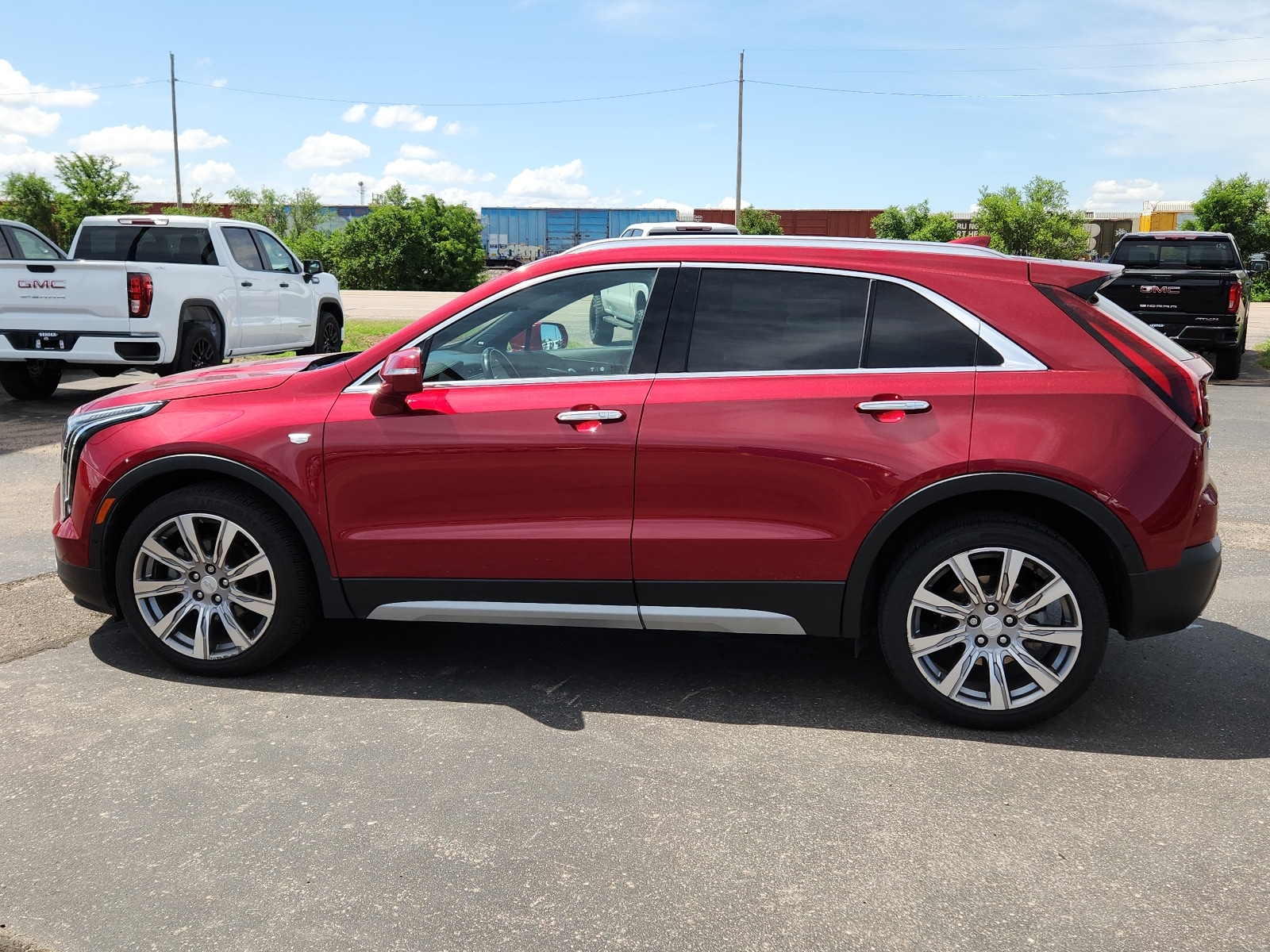 Used 2019 Cadillac XT4 Premium Luxury with VIN 1GYFZCR48KF102261 for sale in Clovis, NM
