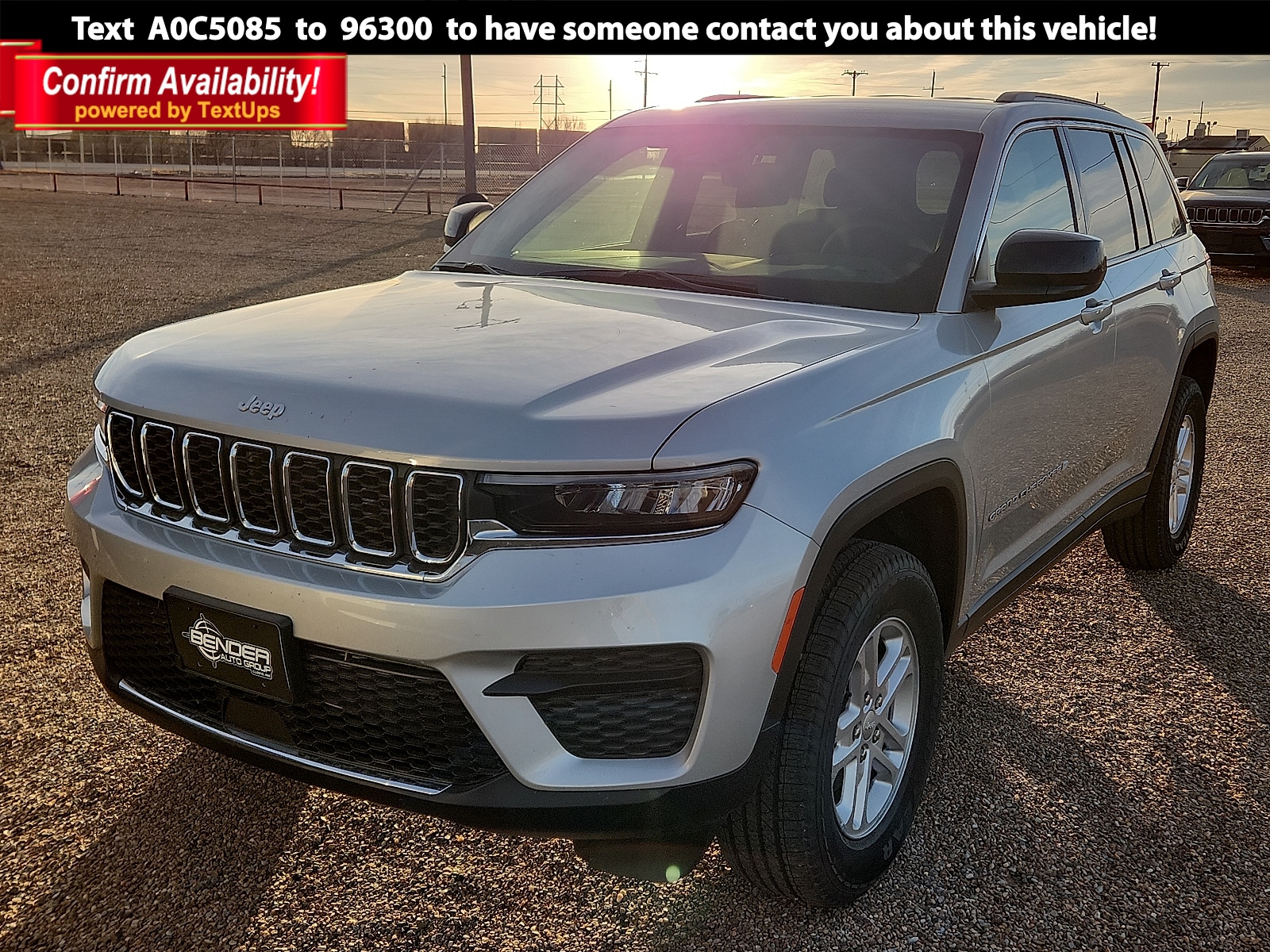 2025 Jeep Grand Cherokee Laredo's photo