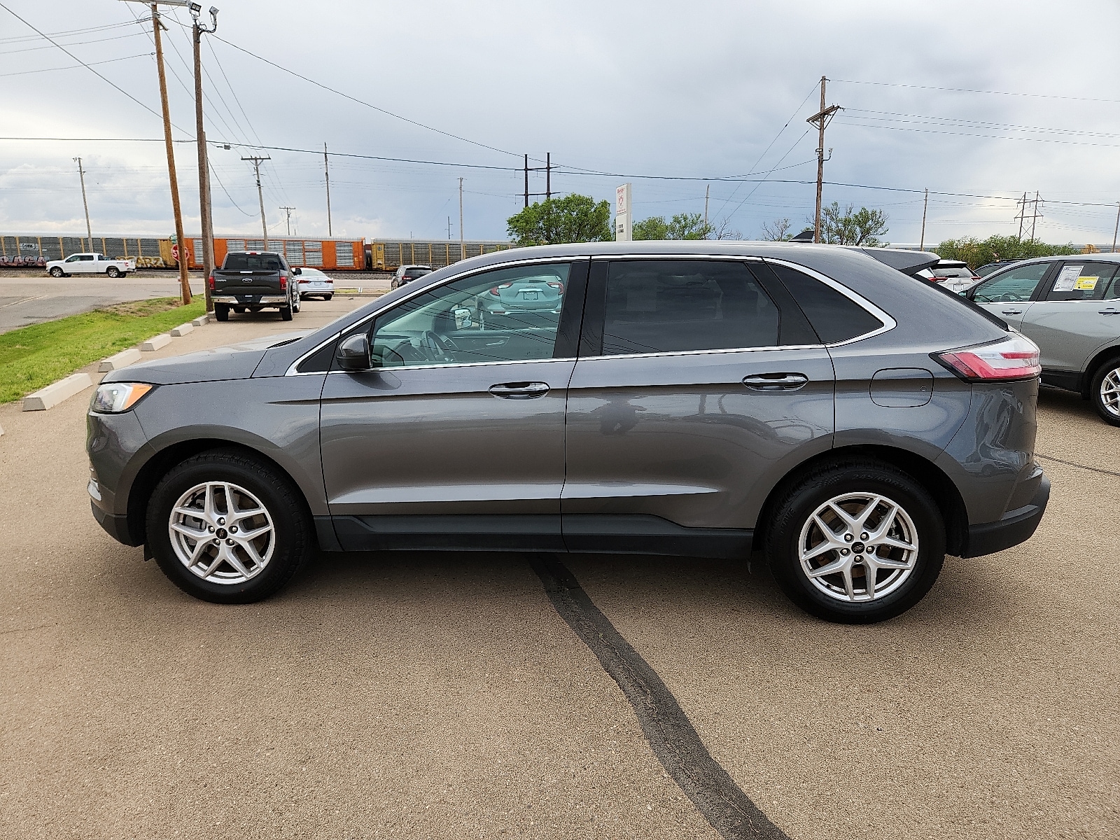 Used 2024 Ford Edge SEL with VIN 2FMPK4J91RBA79148 for sale in Clovis, NM
