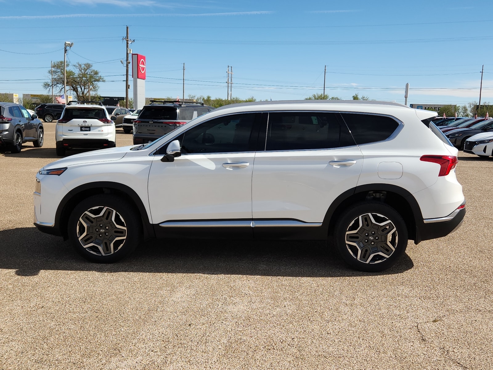 Used 2023 Hyundai Santa Fe Limited HEV with VIN 5NMS5DA1XPH009498 for sale in Clovis, NM