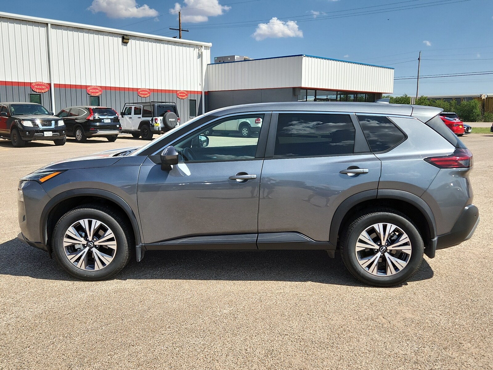 Used 2022 Nissan Rogue SV with VIN 5N1BT3BAXNC727168 for sale in Clovis, NM