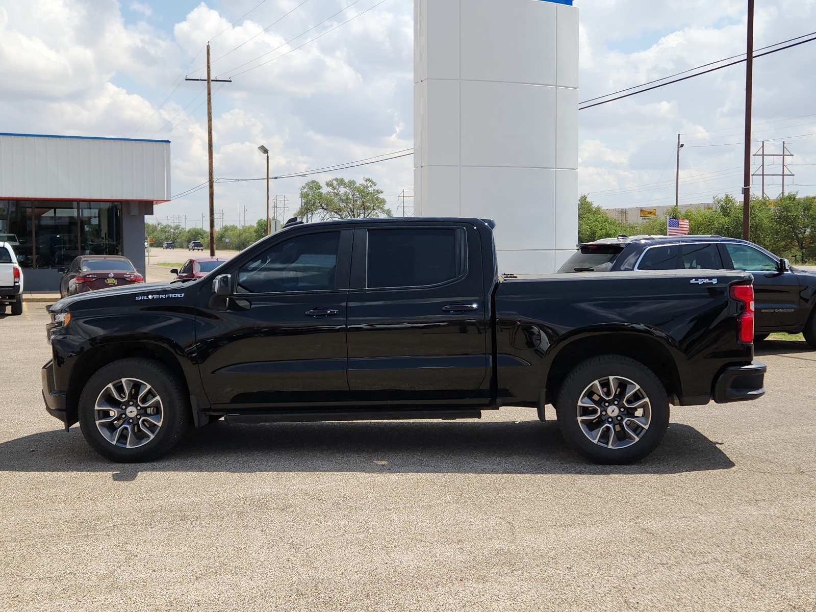 Used 2020 Chevrolet Silverado 1500 RST with VIN 3GCUYEELXLG449664 for sale in Clovis, NM