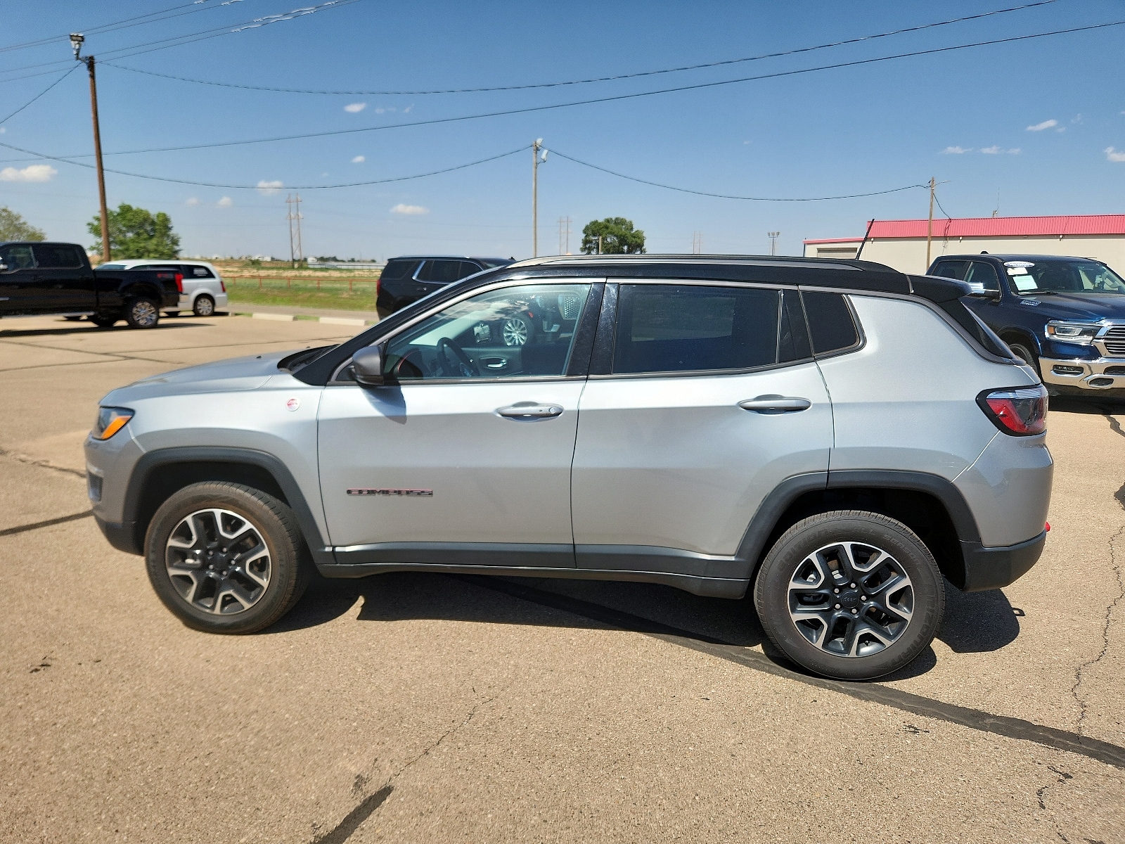 Used 2021 Jeep Compass Trailhawk with VIN 3C4NJDDB9MT600627 for sale in Clovis, NM