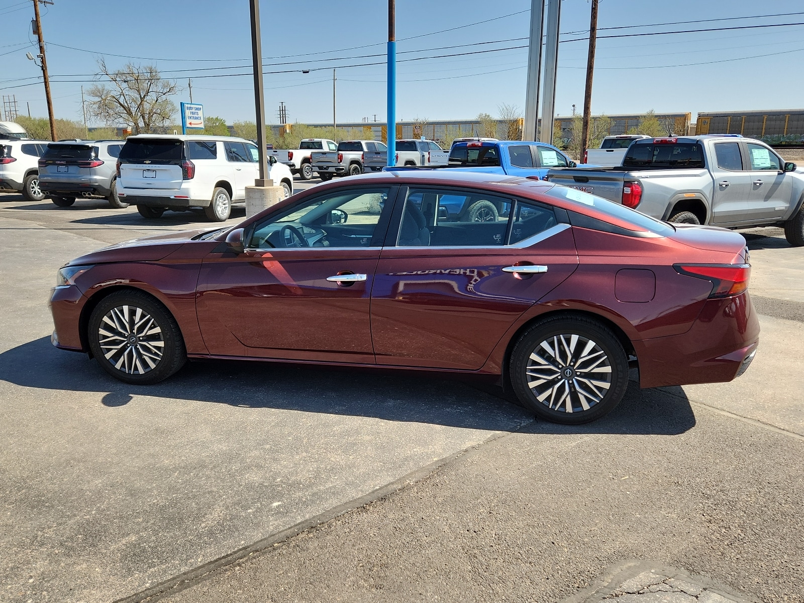 Used 2023 Nissan Altima SV with VIN 1N4BL4DV7PN360379 for sale in Clovis, NM