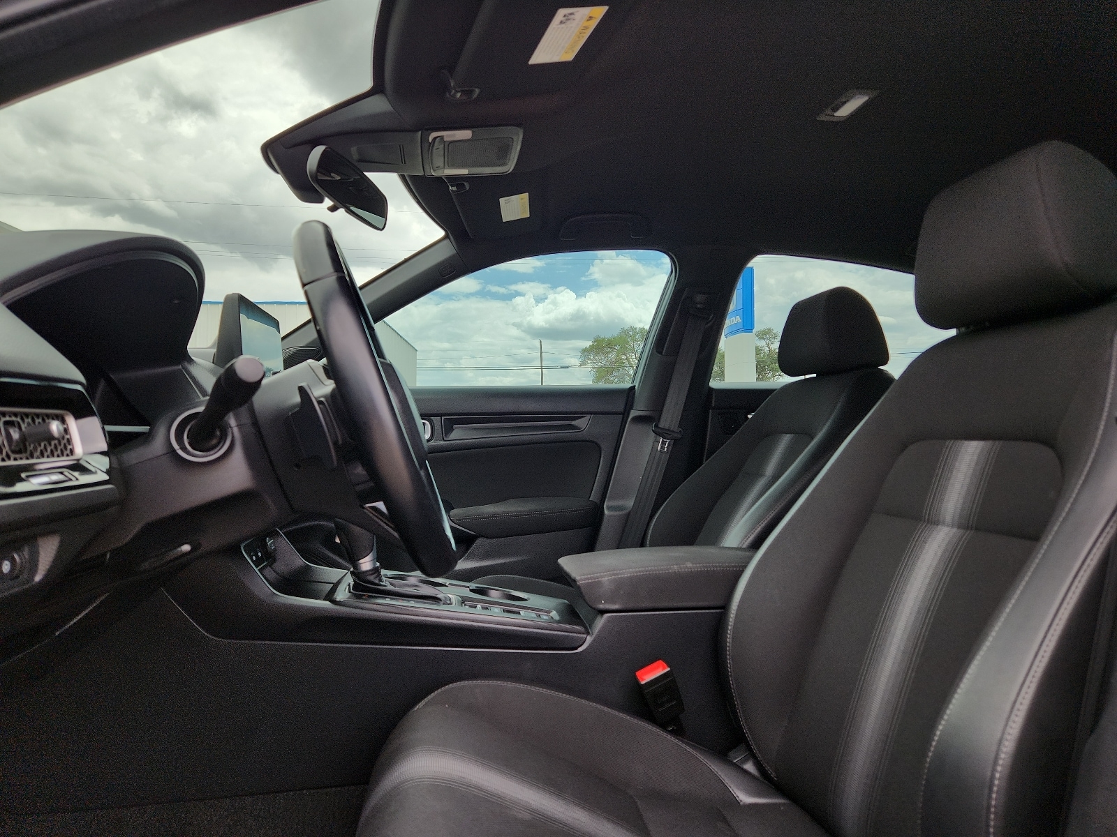 2025 Honda Civic Hatchback 10