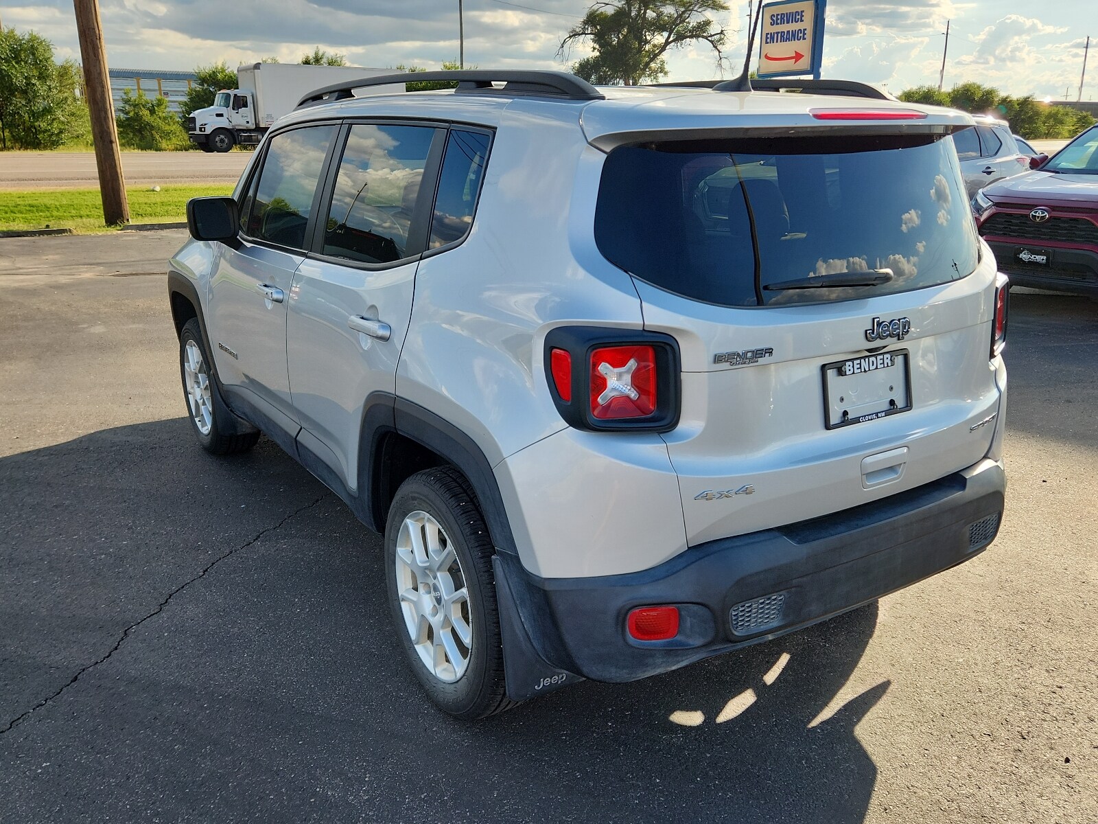 2019 Jeep Renegade Sport photo 2