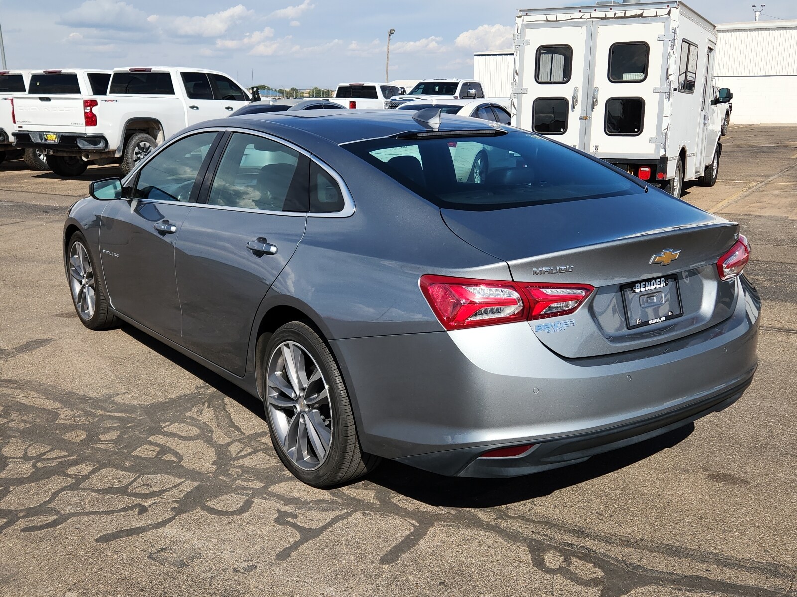 2024 Chevrolet Malibu Premier 2LT photo 2