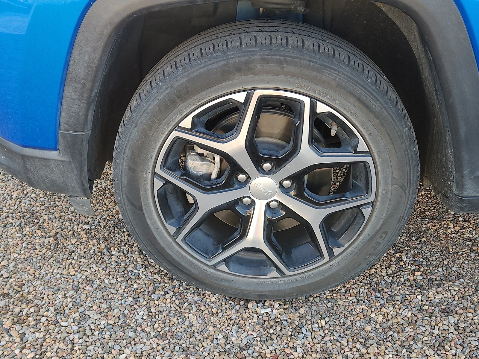 2024 Jeep Compass Limited photo 2