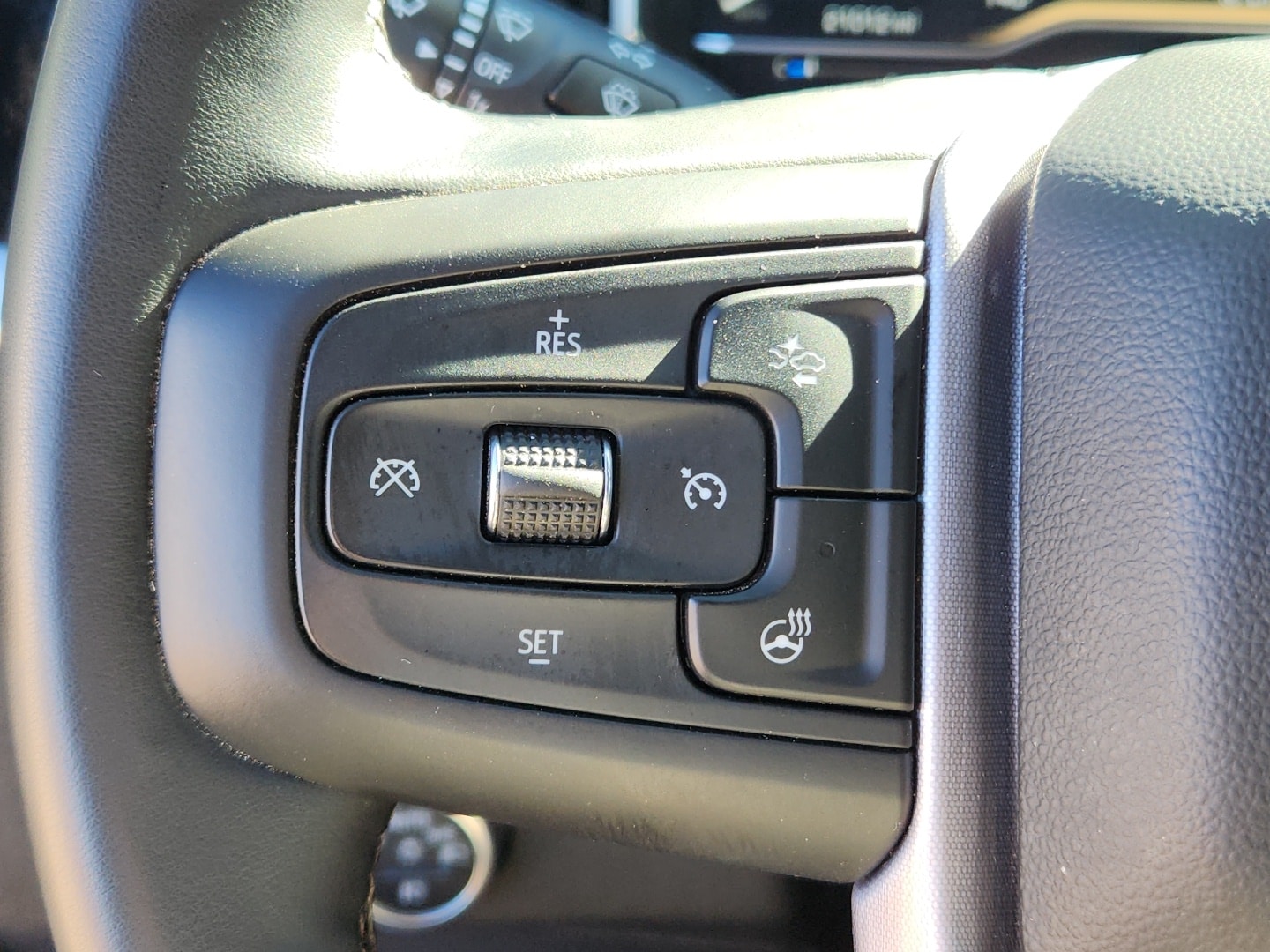 2024 GMC Sierra 1500 Elevation - Photo 17