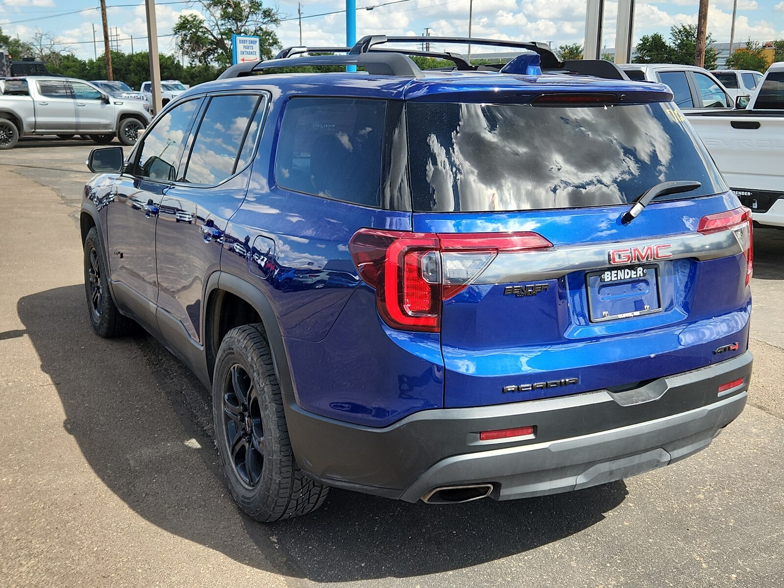 2023 Gmc Acadia AT4 photo 3