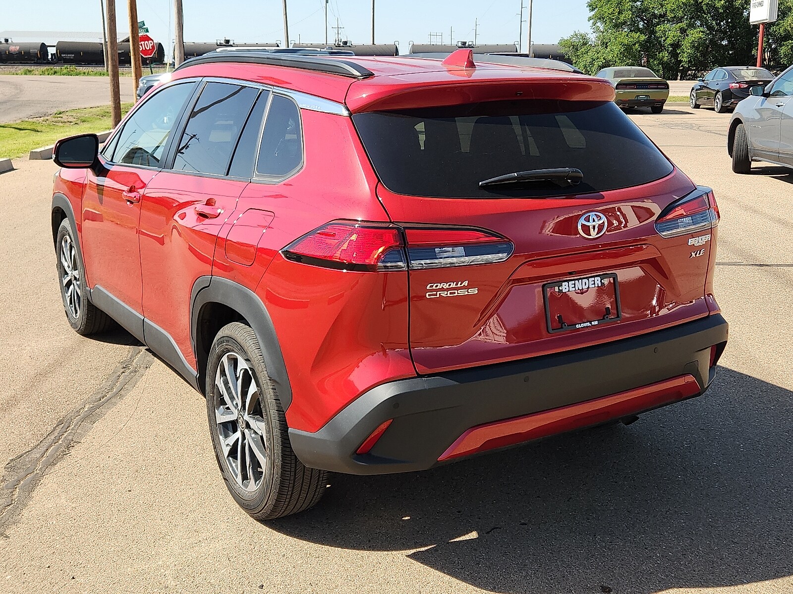 2024 Toyota Corolla Cross XLE photo 3
