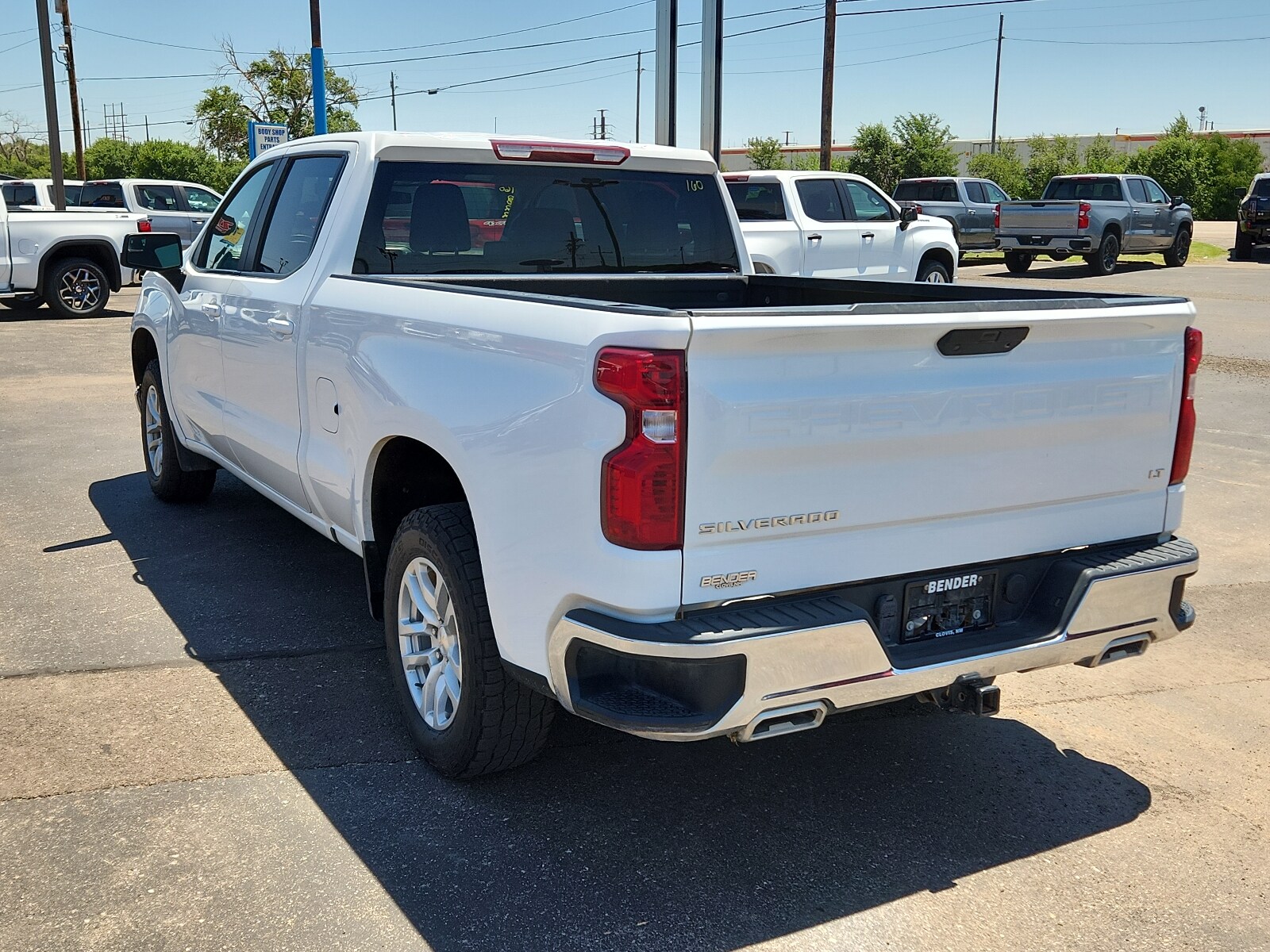 2022 Chevrolet Silverado 1500 photo 3