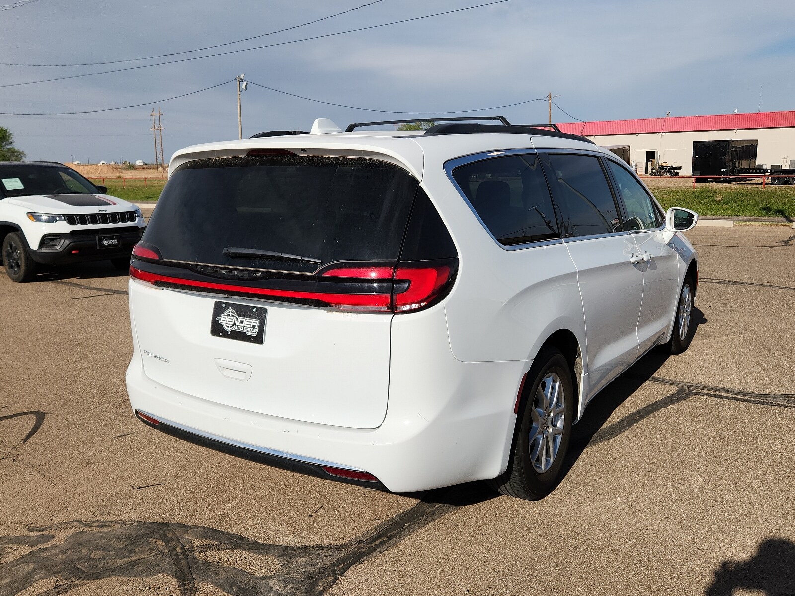 2022 Chrysler Pacifica Touring L photo 4