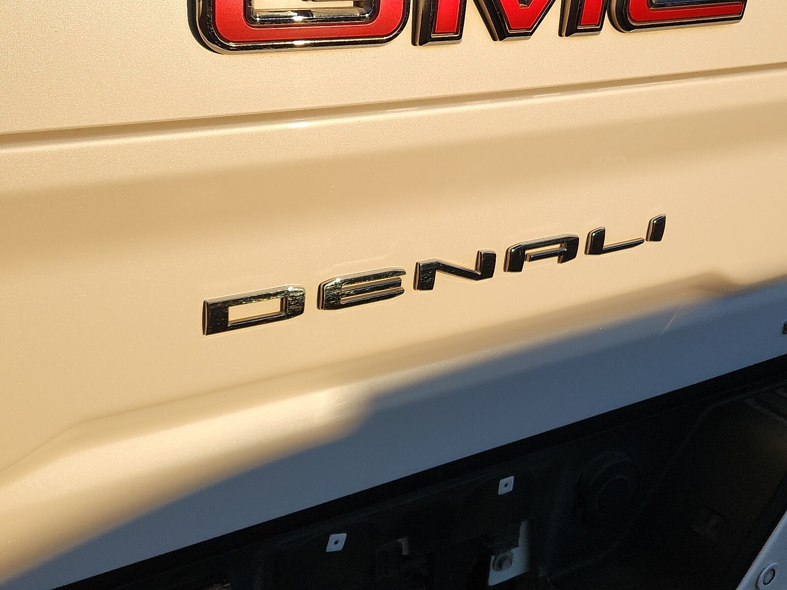 2022 Gmc Sierra 2500 HD Denali photo 4
