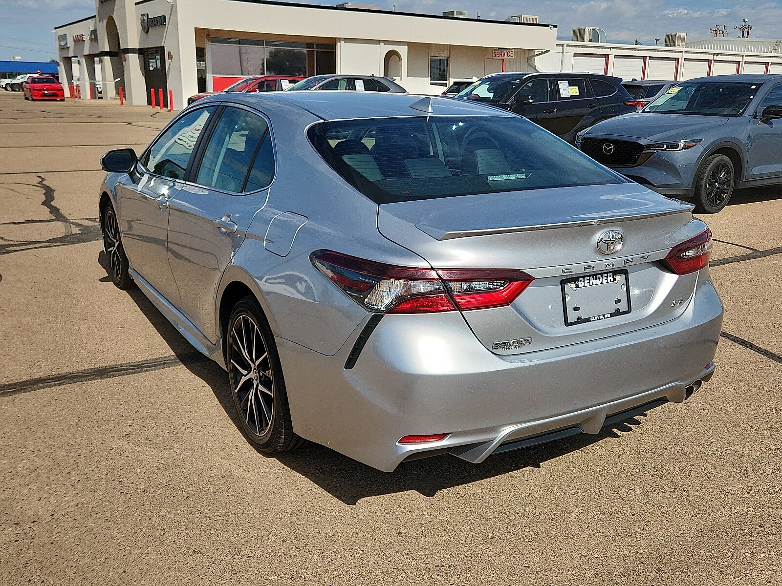 2023 Toyota Camry SE photo 3