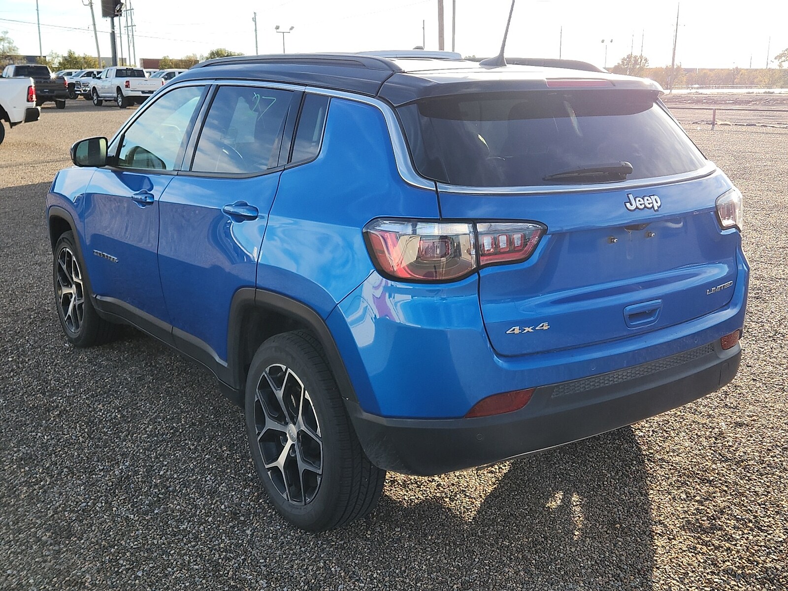 2024 Jeep Compass Limited photo 3