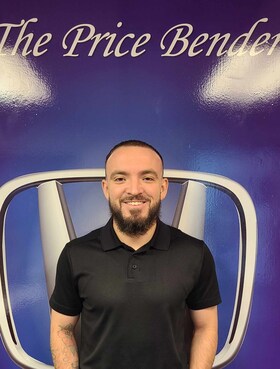 Staff member Jason Mirabal from 98a31d366e06