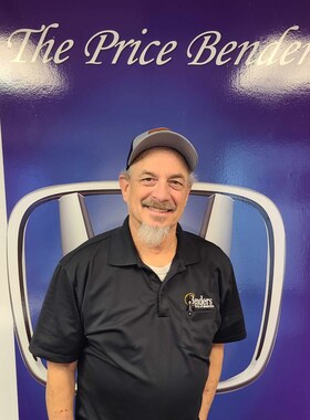 Staff member Jay Parmenter from 0193ba889d90