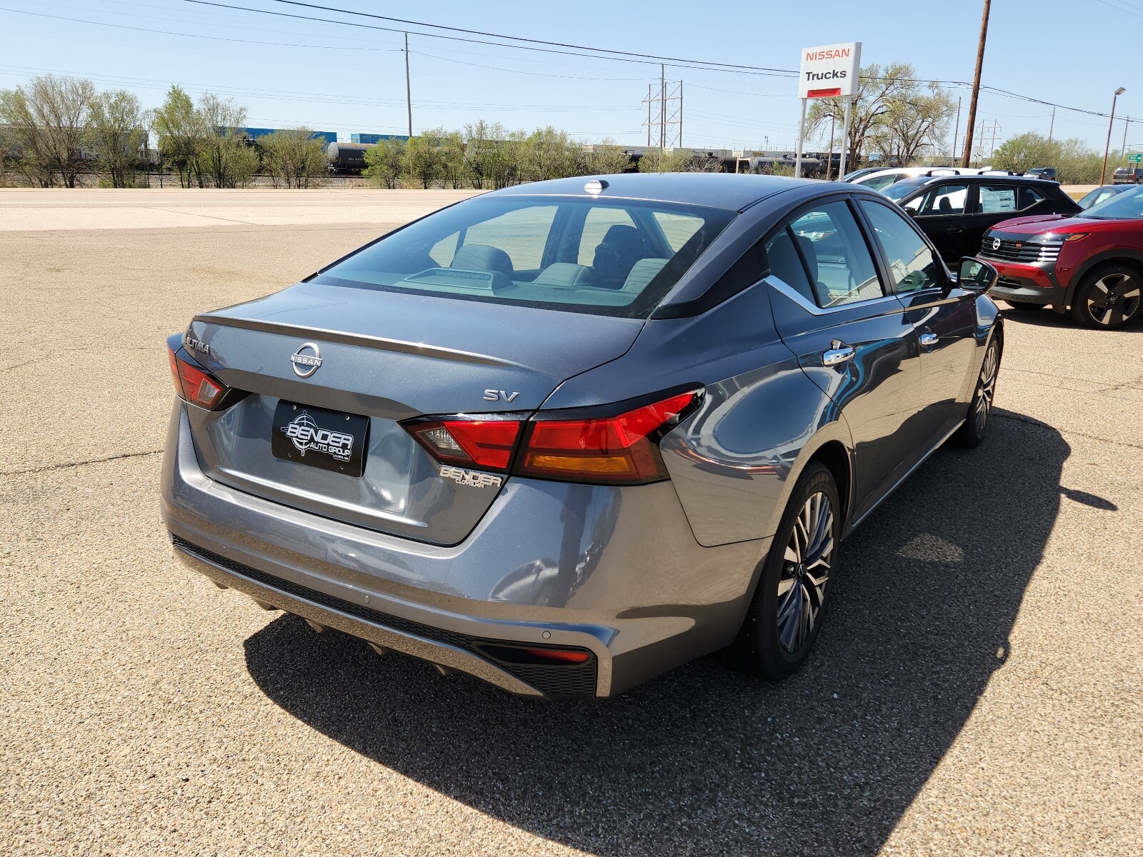 2023 Nissan Altima 2.5 SV photo 4