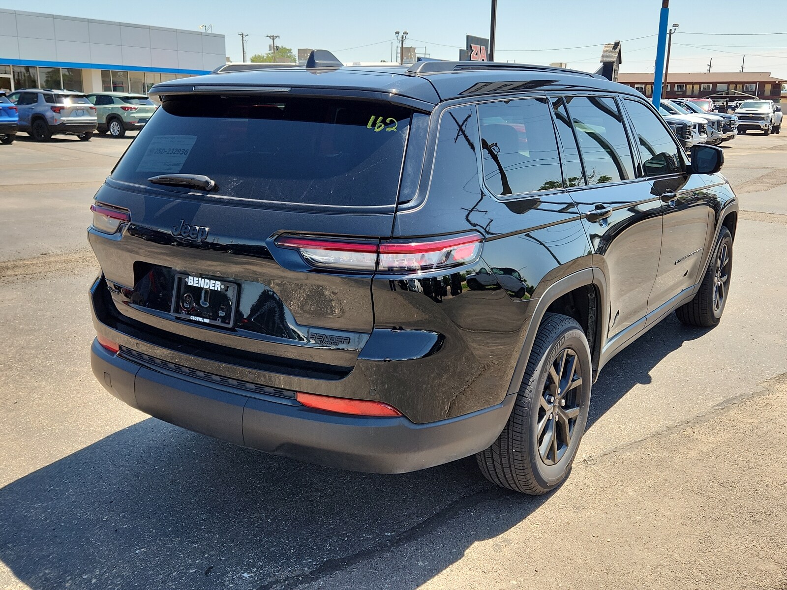 2024 Jeep Grand Cherokee Laredo photo 4
