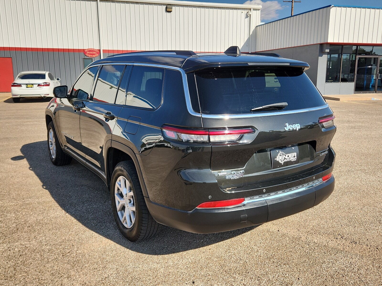 2022 Jeep Cherokee Limited photo 2