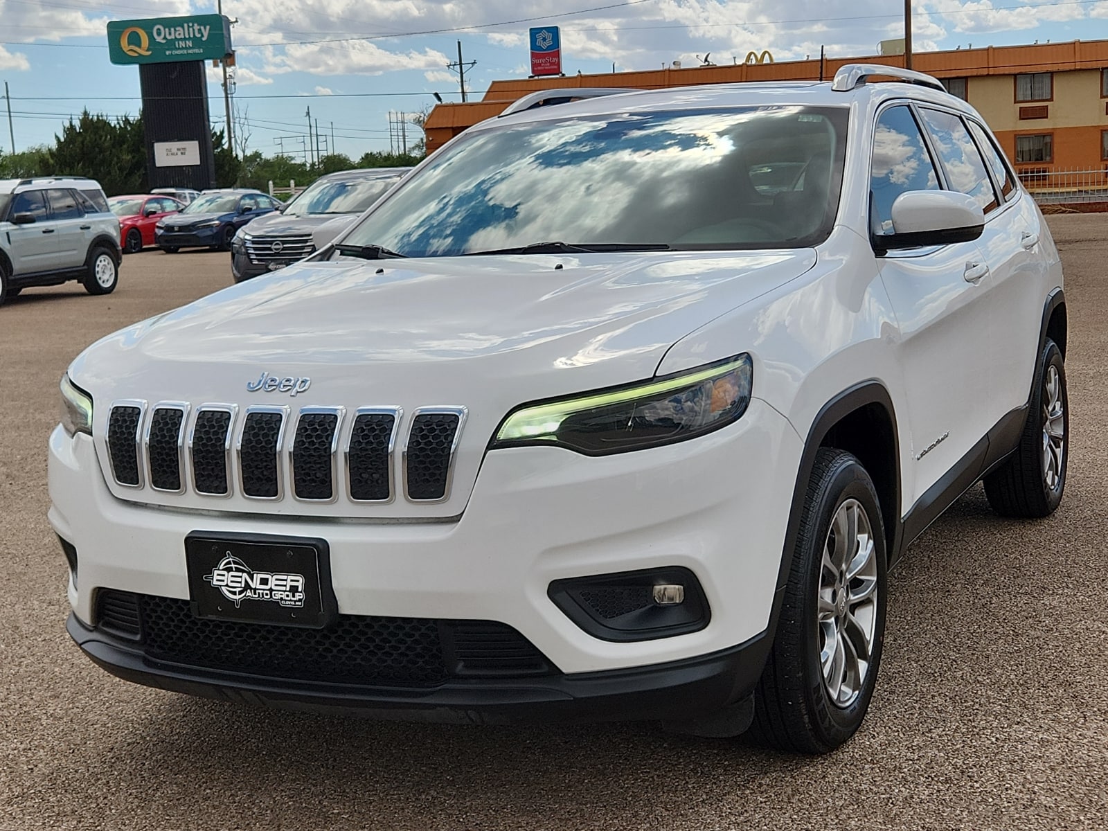 2019 Jeep Cherokee Latitude Plus's photo