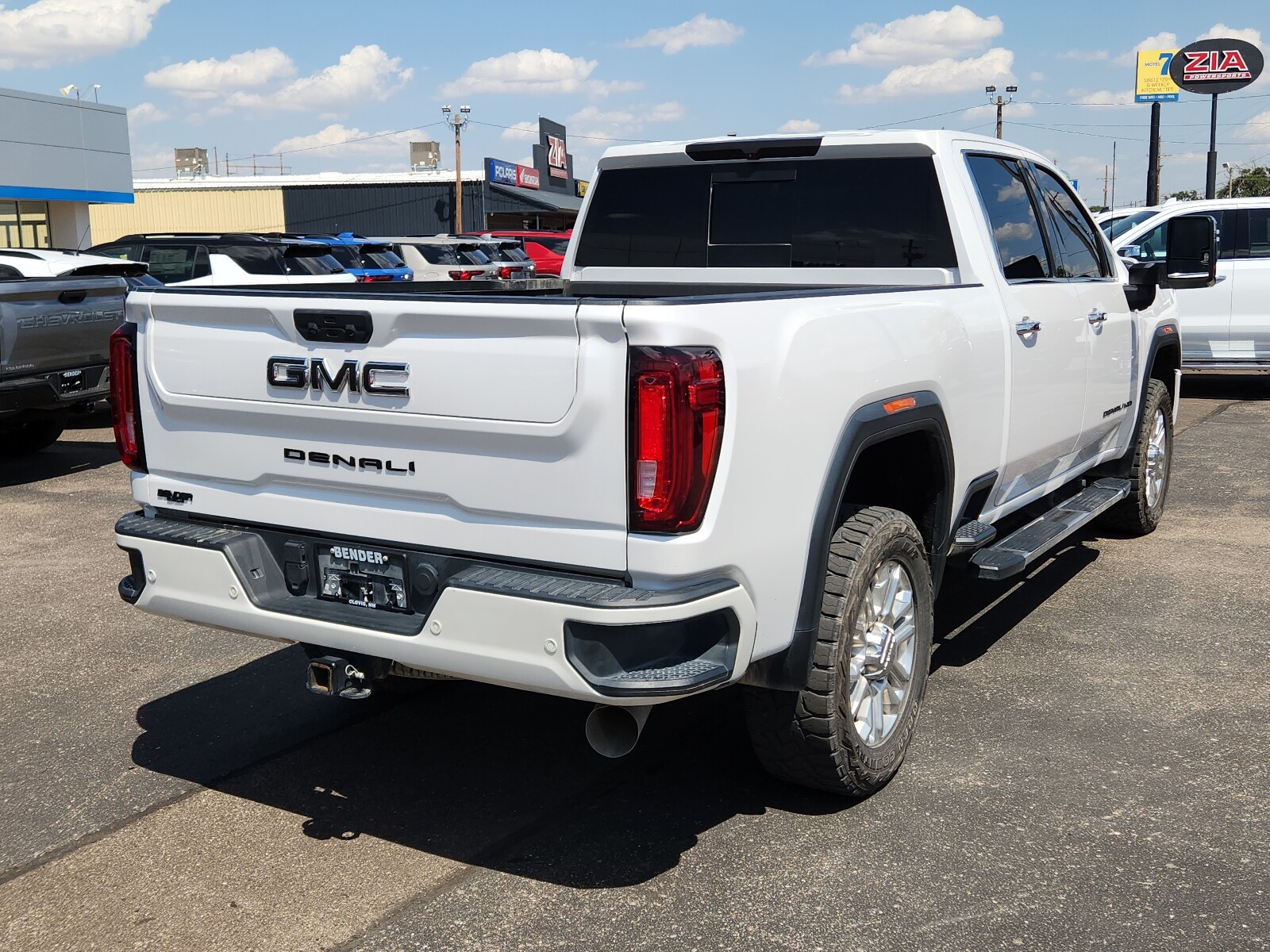 2022 Gmc Sierra 2500 HD Denali photo 4