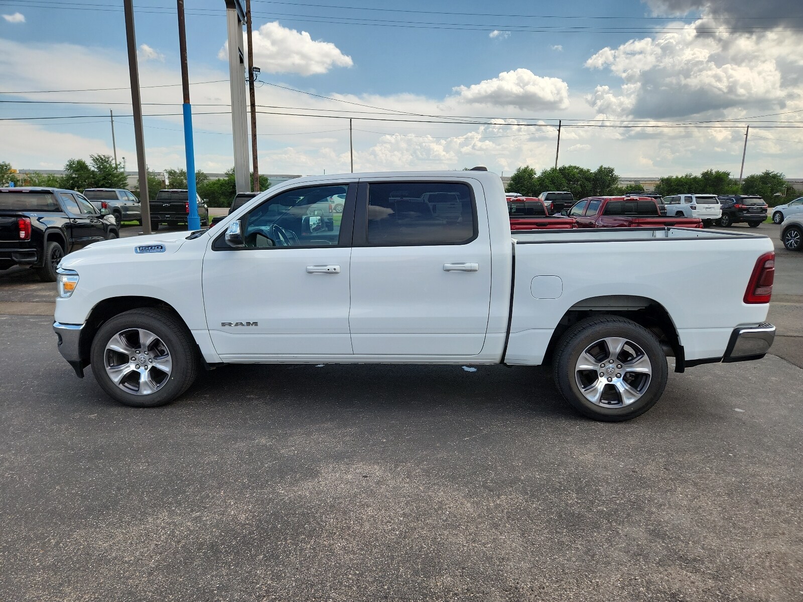 2024 Ram 1500 Laramie photo 2