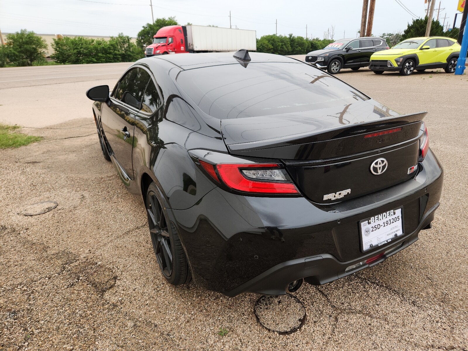 2023 Toyota GR86 Premium photo 3