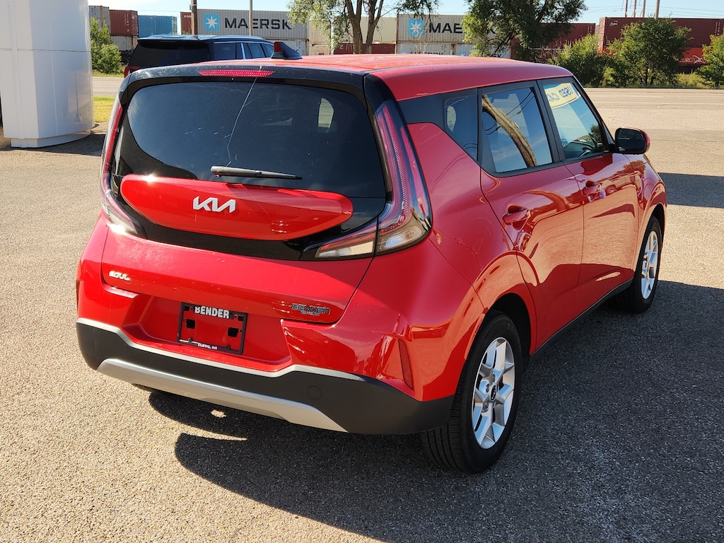 Used 2023 Kia Soul LX Hatchback